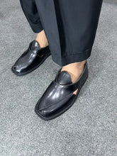 Midnight Black Peshawari Chappal